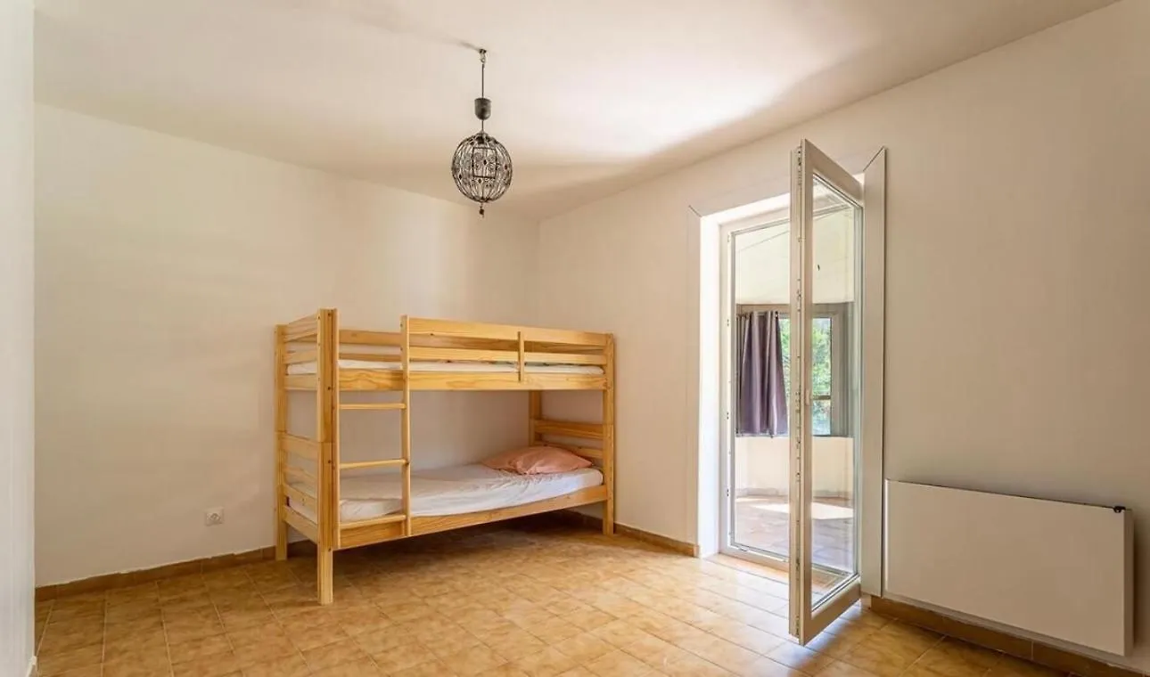 Villa Madison Sollies Pont 0*,  France